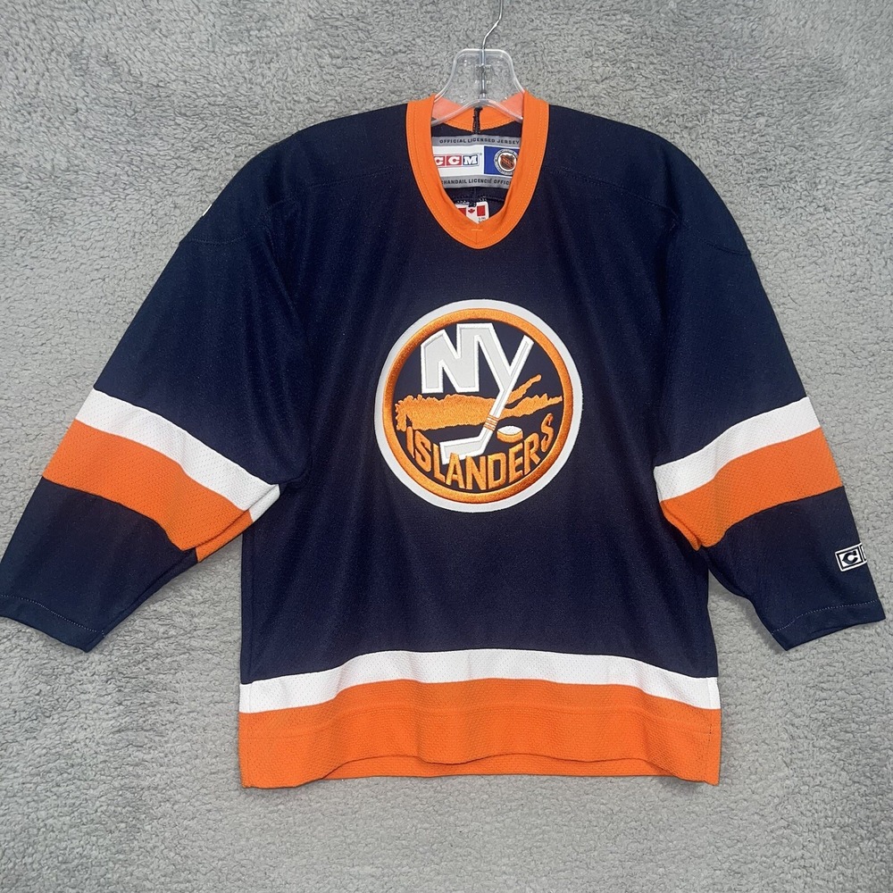 VTG CCM New York Islanders Jersey Youth Size L/XL Blue Blank Made in Canada